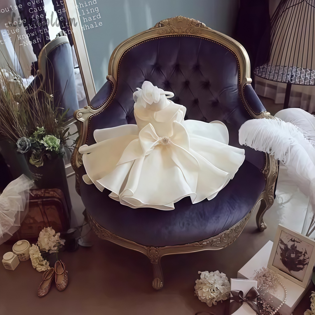 White Pearl Embellished Dress  - Women'S Formal Wear For A Wedding บทวิจารณ์และราคา